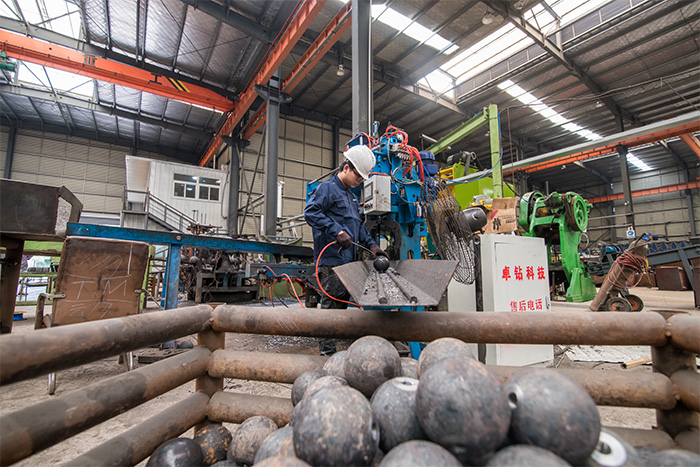 北碚网架配件-螺栓球加工车间